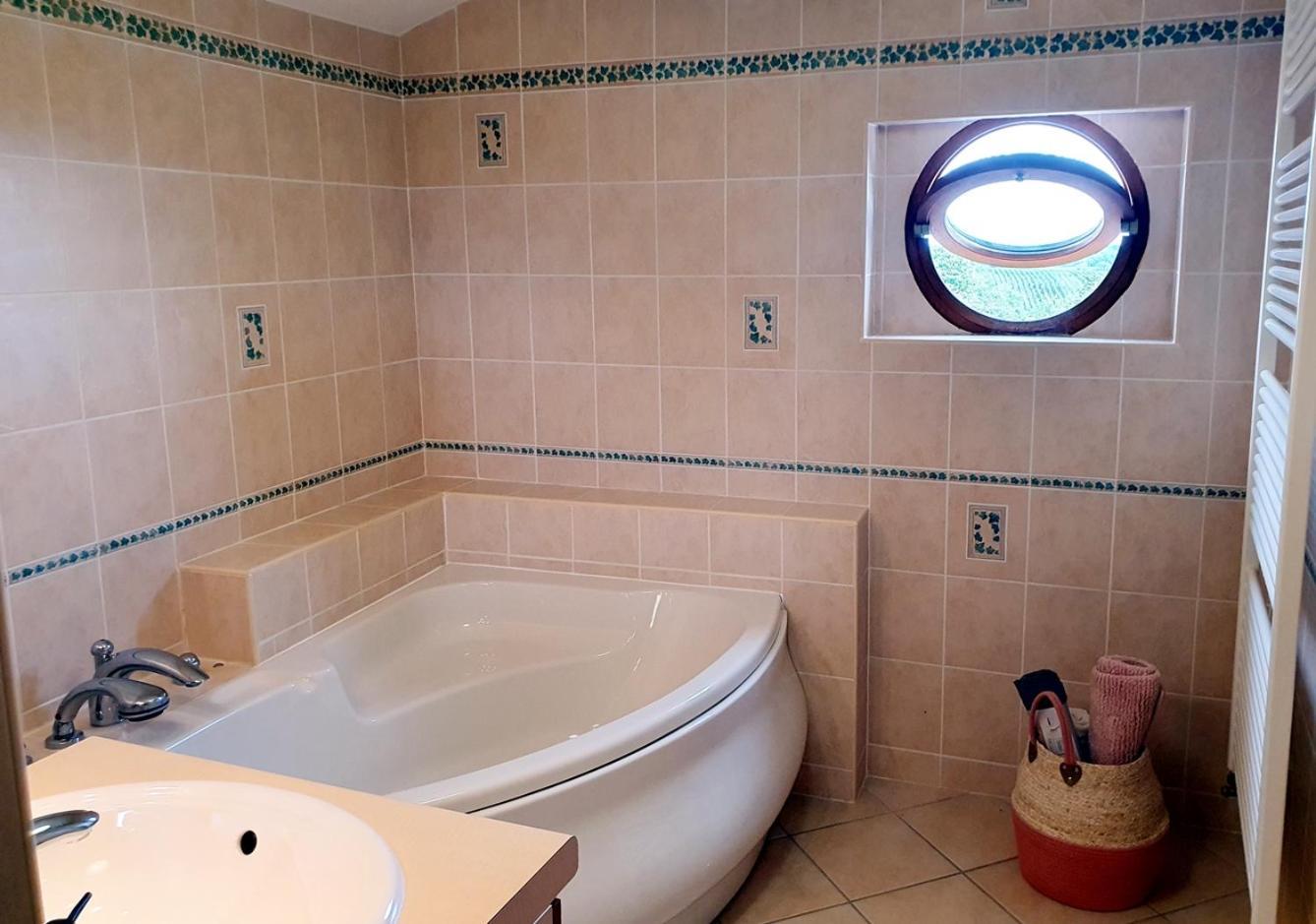 Le Clos Violet Clesse Holiday Home For 6 エクステリア 写真